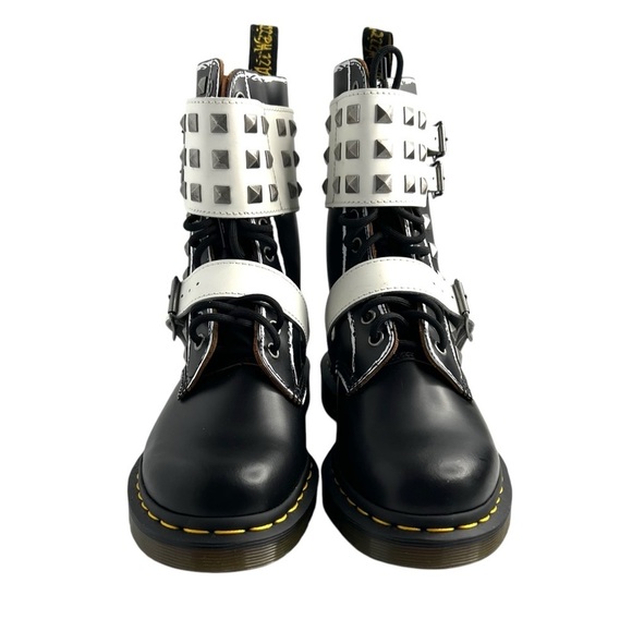 Dr Martens 1490 Joska Stud Boot Black White Rolled Vintage Smooth Size 7 NEW - Picture 11 of 16